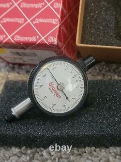 Brand New Starrett 81-111J Dial Indicator