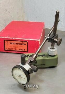 Mitutoyo No. 7024 magnetic base with Starrett 81-141.250 dial indicator U. S. A