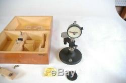 NICE STARRETT PRECISION DIAL BENCH GAGE NO. 652 With 25-109 INDICATOR with box