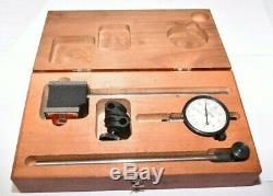 STARRETT 657 MAGNETIC BASE INDICATOR HOLDER with 25-131 DIAL INDICATOR NICE