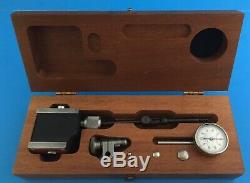 STARRETT 657 MAGNETIC BASE WITH No. 196 dial indicator Original wood box