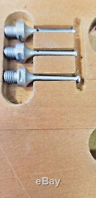 STARRETT DIAL BORE GAGE No. 82 A, 81-111-630 Indicator. 0001With SPLIT BALL END