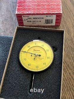 Starrett 656-881J-8 Dial Indicator 0-25mm Range, 0-100 Balanced Dial