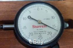Starrett Model 657EZ Magnetic Base Dial Indicator I-7647