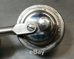 Starrett No. 196 dial indicator with a Flexbar flexible post and a ECE mag base