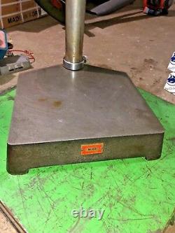 Starrett No. 633 Comparator Stand With Indicator