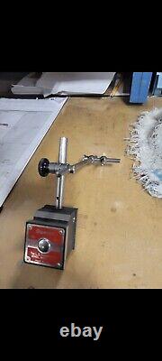 Starrett No. 657 Machinist's Test Indicator Magnetic Base Tool Withaccessories