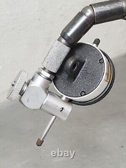 Starrett No. 657T magnetic base with No. 25-441 1 dial indicator Made in USA