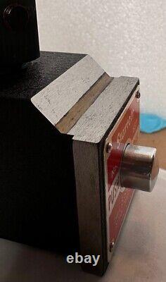The L. S. Starrett Co 657T Flex-O-Post Indicator Holder Assembly With Magnetic Base