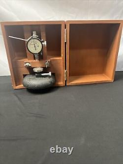 Vintage Starrett 25-611 Dial Indicator With Stand And Box